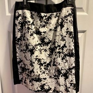 Apt 9 Black & White Pencil Skirt Size 14